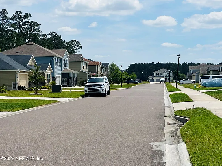 12573 Green Meadow Dr — Photo 42