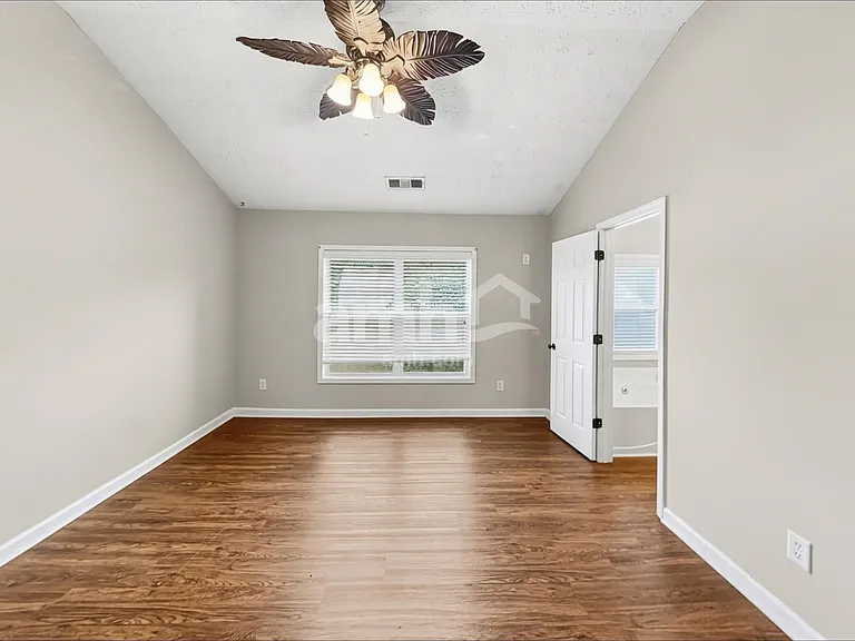 304 Woodland Pass — Photo 10