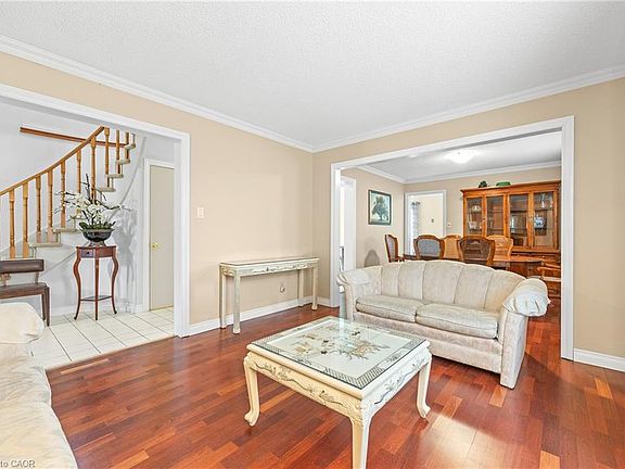 4th image of 3282 Aubrey Rd