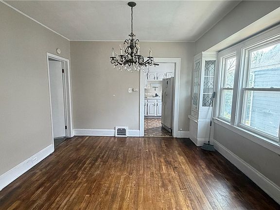4th image of 4143 E 142nd St