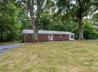 2261 Mount Olive Church Rd, Newton, NC 28658