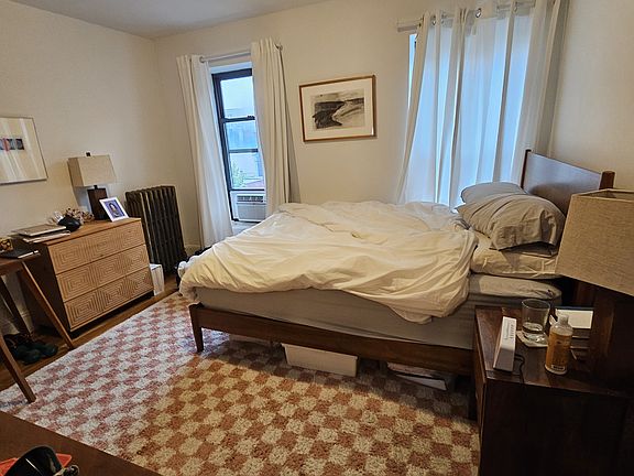 5th image of 251 Baltic St #4