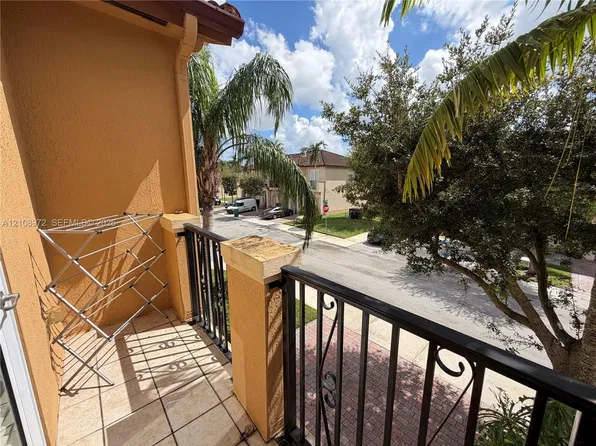 12989 SW 135th Ter, Miami, FL 33186