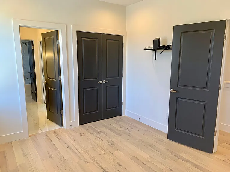 523 Fatherland St #B — Photo 19