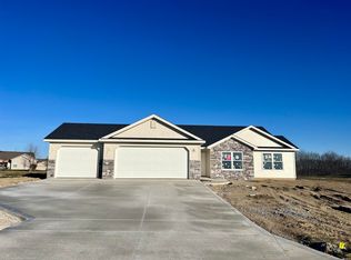 2310 Chandler Way, Auburn, IN