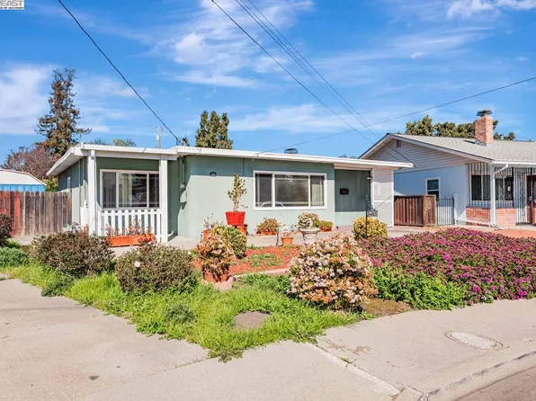 22793 Arnold Ct, Hayward, CA 94541