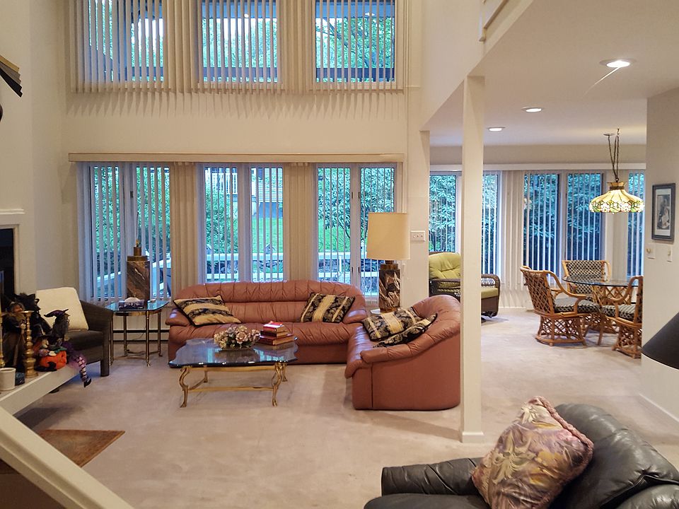 1st image of 118 Gentilly Dr