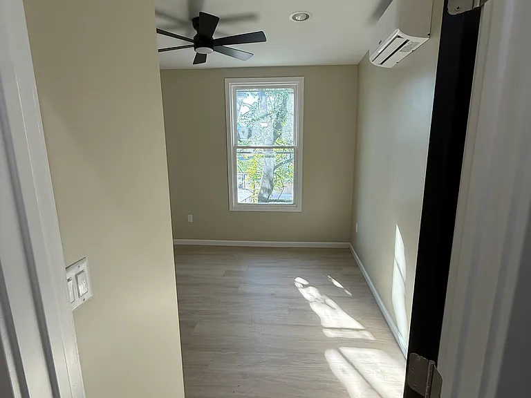 1015 Lancaster Ave #2B — Photo 14