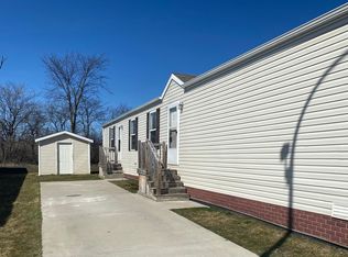 32785 N Susan Ln, New Haven, MI 48048