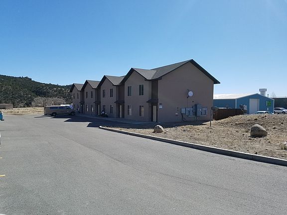 4th image of 480 Antero Cir