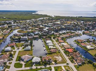 1221 Spoonbill Dr, Punta Gorda, FL 33950