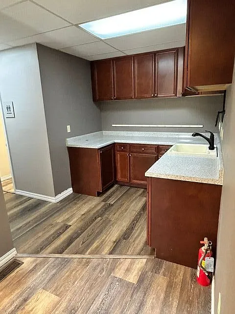 Studio, 1.0 bath, $1,800 — Photo 4