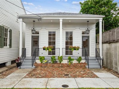 2417 Rousseau St, New Orleans, LA, 70130