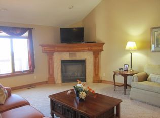 556 N 775th Rd, Lawrence, KS 66047