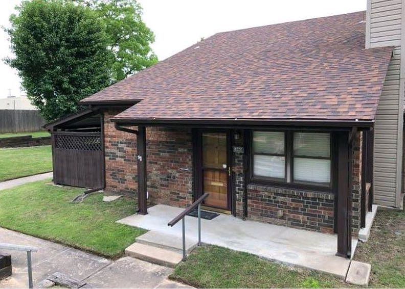 2nd image of 10908 E 11th Pl #10-1D