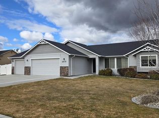 2615 Driftwood Dr, Fruitland, ID 83619