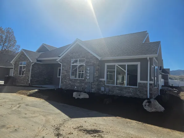 832 N 250th St E #B, Tooele, UT 84074