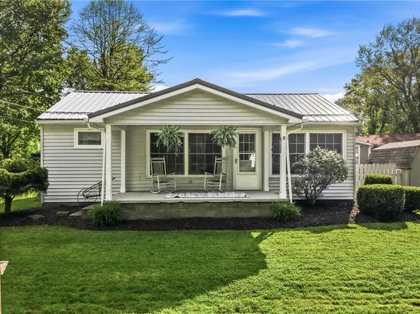 2025 W Lake Rd, Jamestown, PA 16134