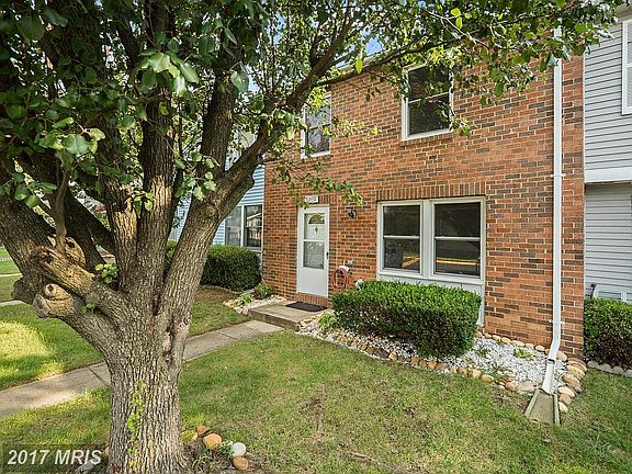 4th image of 8359 Brockham Dr