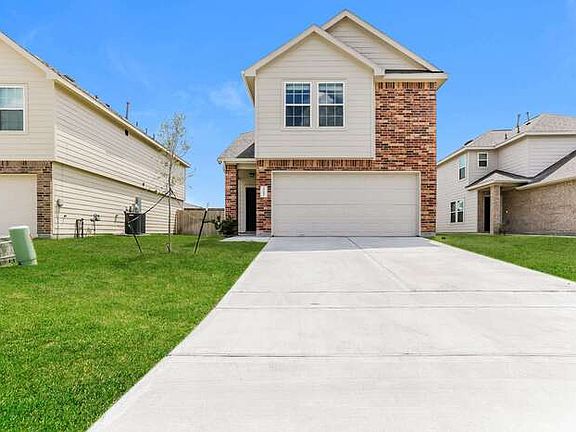 2nd image of 21851 King Heights Ln