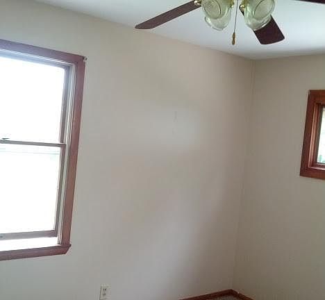 5th image of 1088 Donal Dr