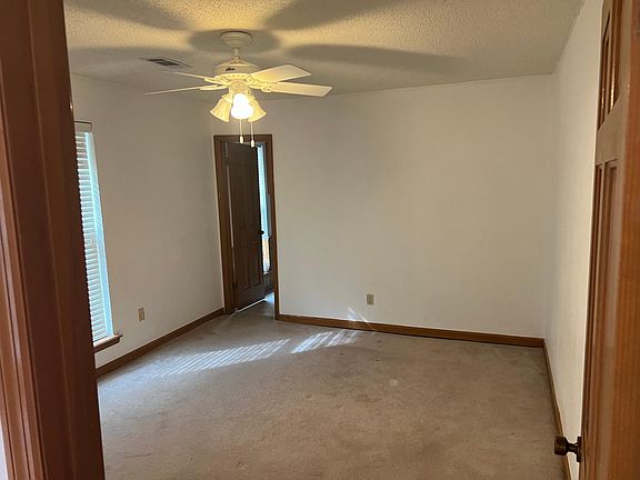 4th image of 2213 County Road 447