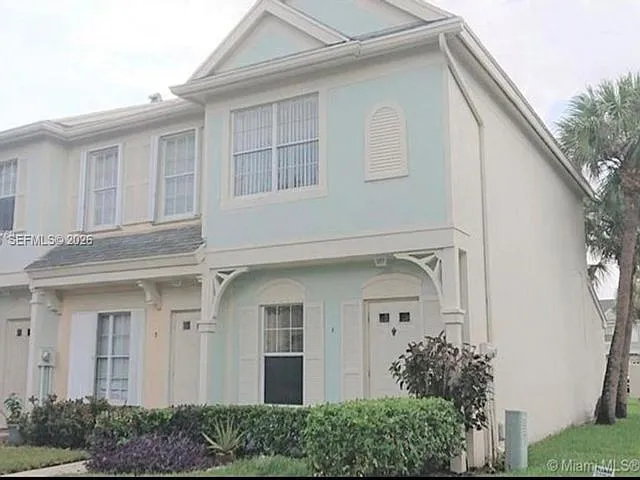 2 bed, 2.5 bath, $2,650 — Photo 1