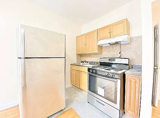 3rd image of 150 W 140th St APT 5H