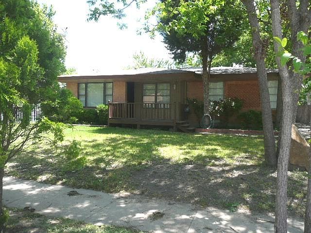 1st image of 1818 Hillburn Dr