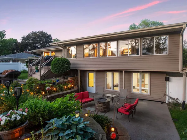 520 Sumter Ave S, Golden Valley, MN 55426