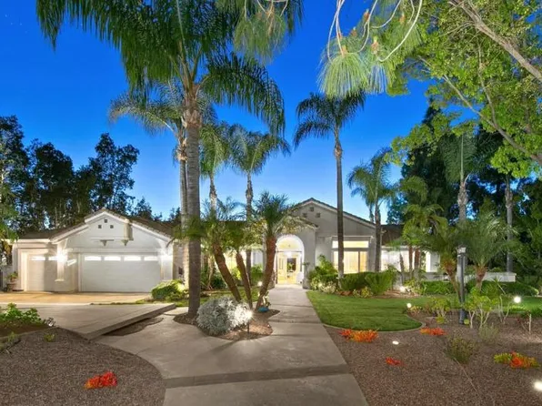 10306 El Capitan Real Rd, El Cajon, CA 92021