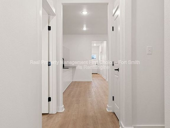 5th image of 8620 Cantera Dr Unit B
