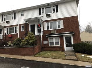 566 Sollas Ct APT 7, Lyndhurst, NJ 07071