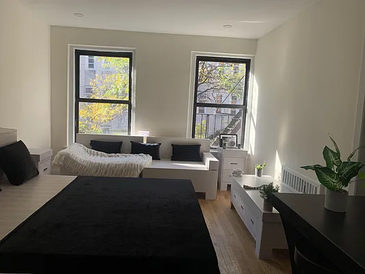 Rented by R New York | media 5