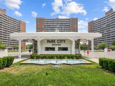 61-25 98th #14 J, Rego Park, NY, 11374