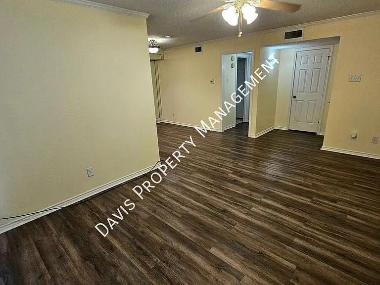16301 Ledgemont Ln #174 — Photo 23