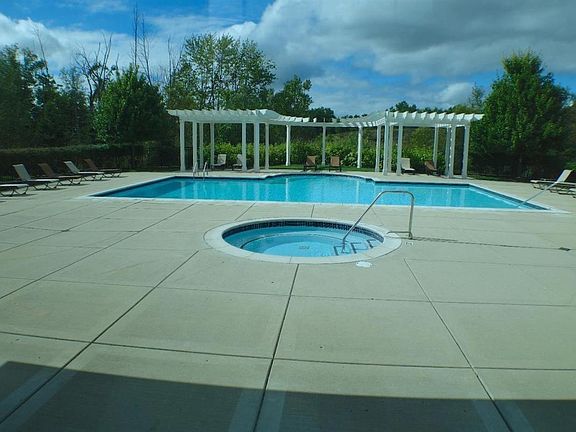 pool and hottub