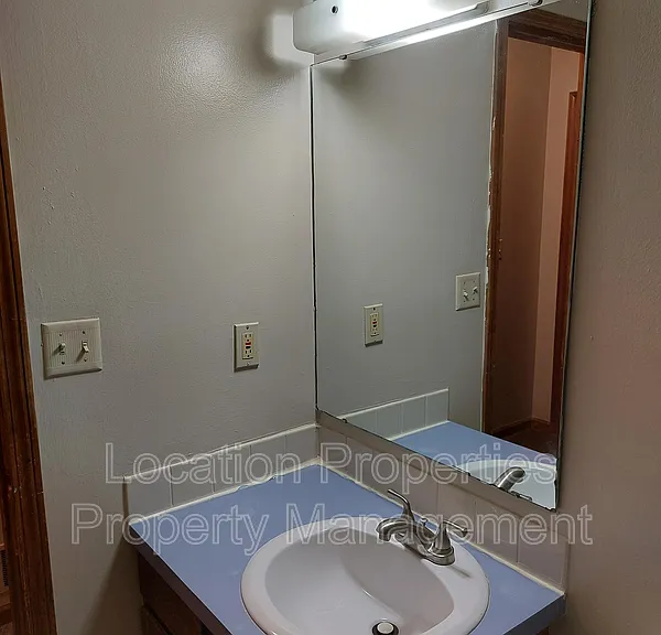 2807 Ridge Ct #B — Photo 13