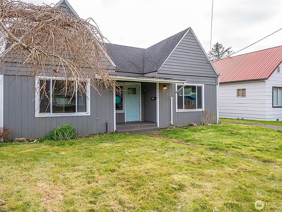 2nd image of 2826 Pacific Avenue