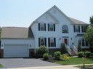 23 Donovan Rd, Pennington, NJ 08534