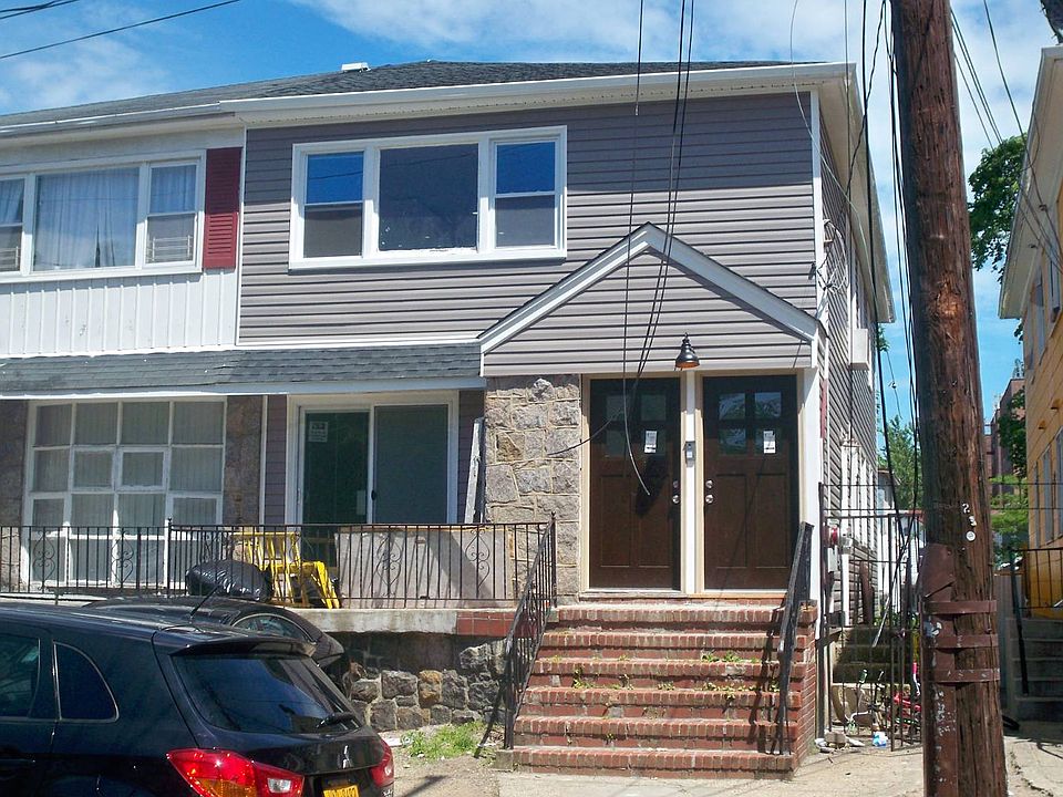 1st image of 1318 Gipson St