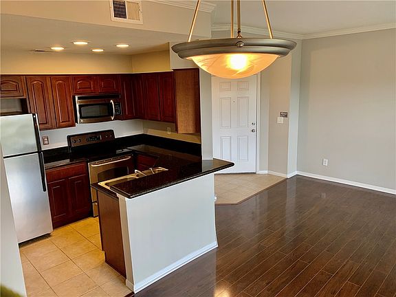 3rd image of 6000 Shepherd Mountain Cv Unit 1823