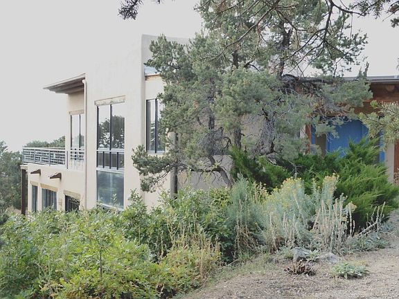 3rd image of 72 Calle Coyote