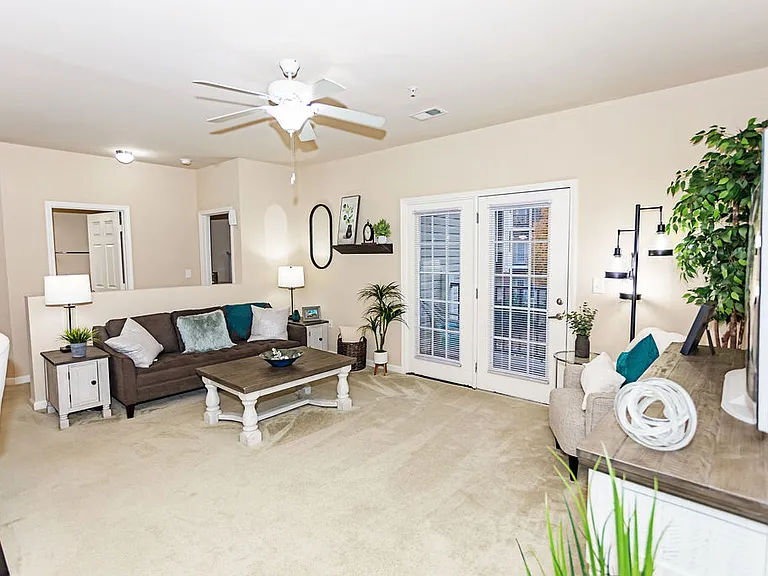 Clemmons Town Center Apartments — Photo 31