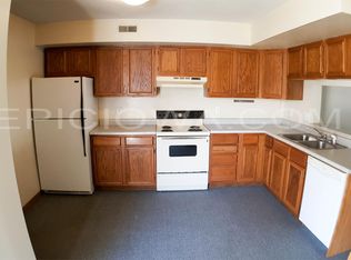 1320 Daleview Dr UNIT 4, Marion, IA 52302