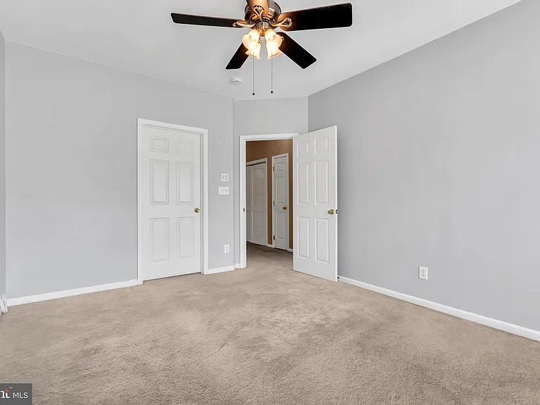 9 River Ln — Photo 15