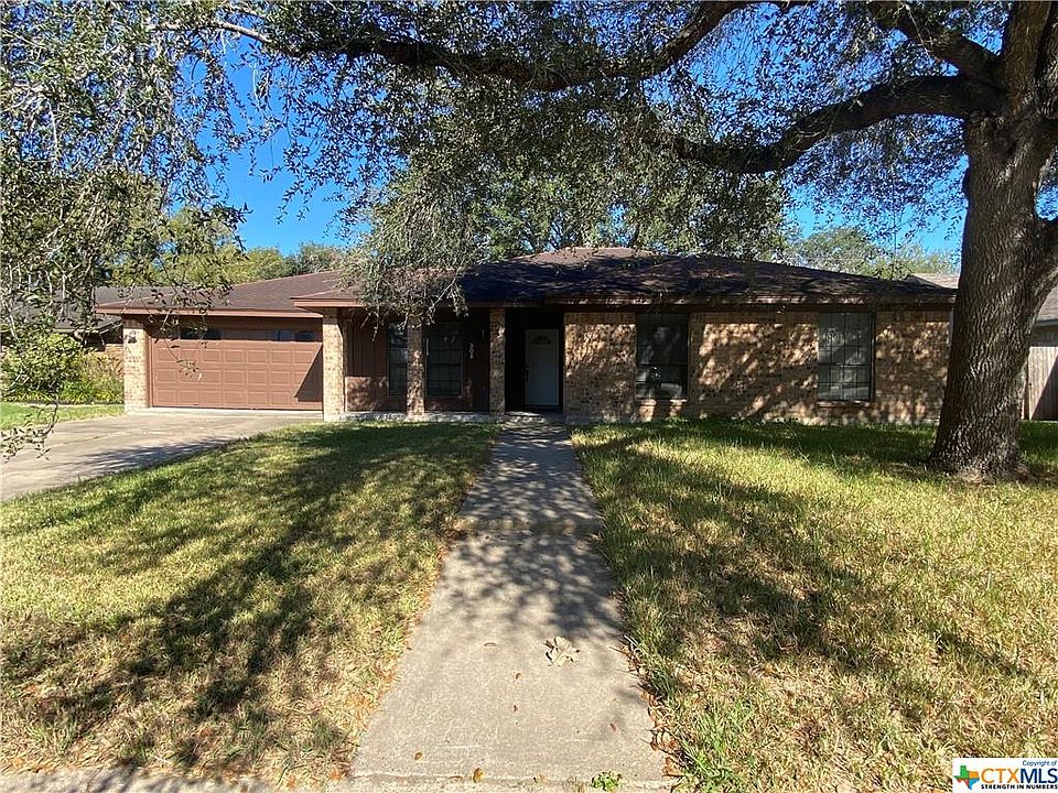 1st image of 308 Teakwood Dr