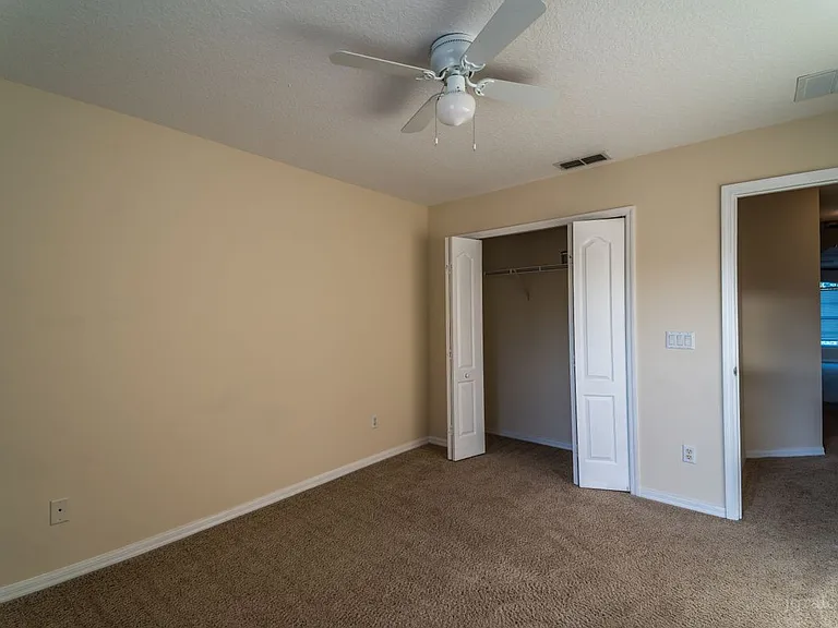 2136 Shadow Creek Dr — Photo 14