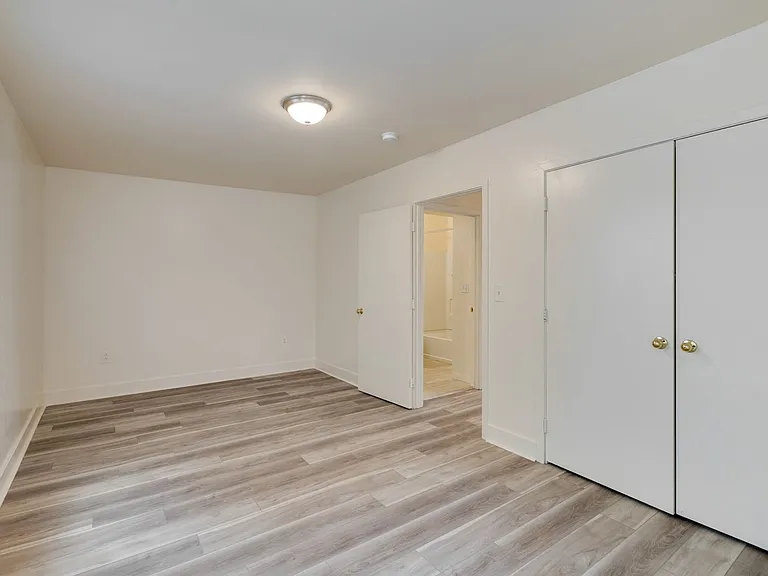 4007-4011 Aspen St — Photo 14