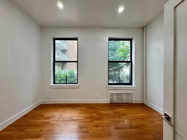 2030 Madison Avenue image 3 of 14